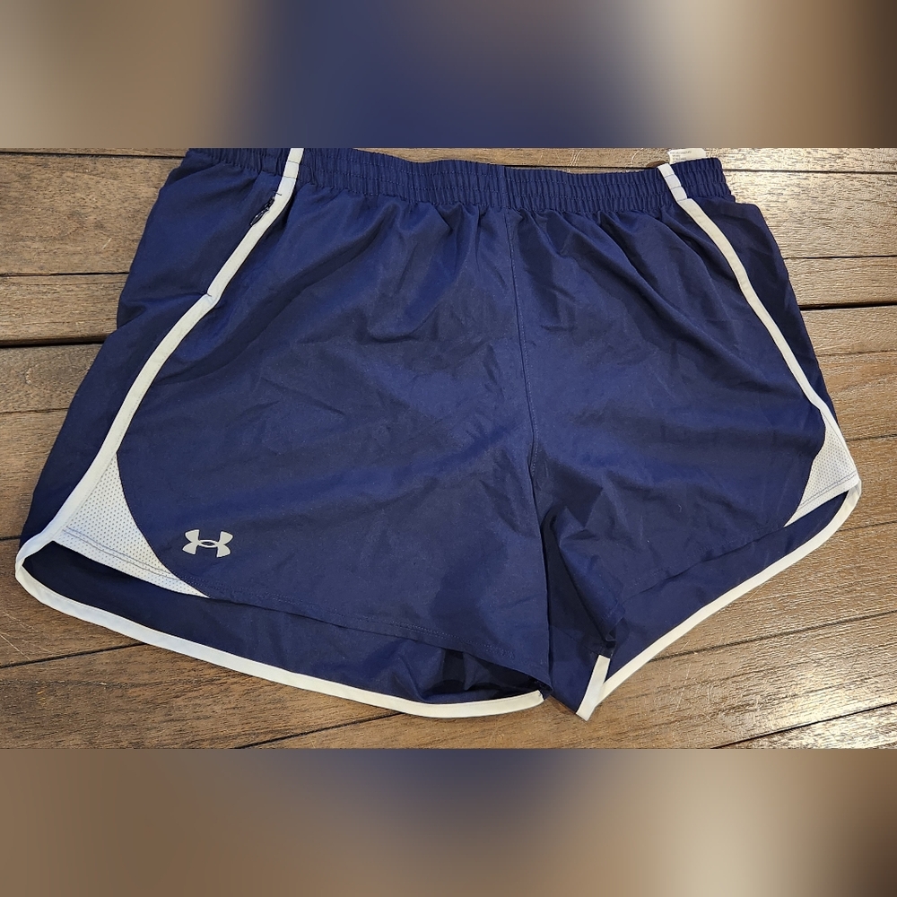 Under Armour Blue Athletic Shorts Lightweight Sporty Design